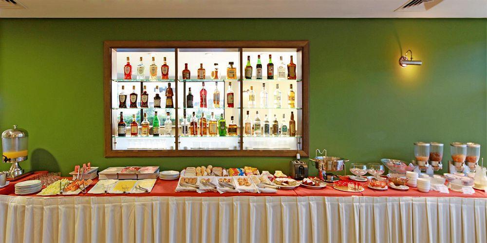 酒店 Summit Flat Service