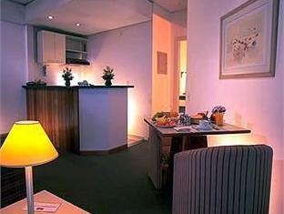 Summit Flat Service 4* Sao Jose dos Campos