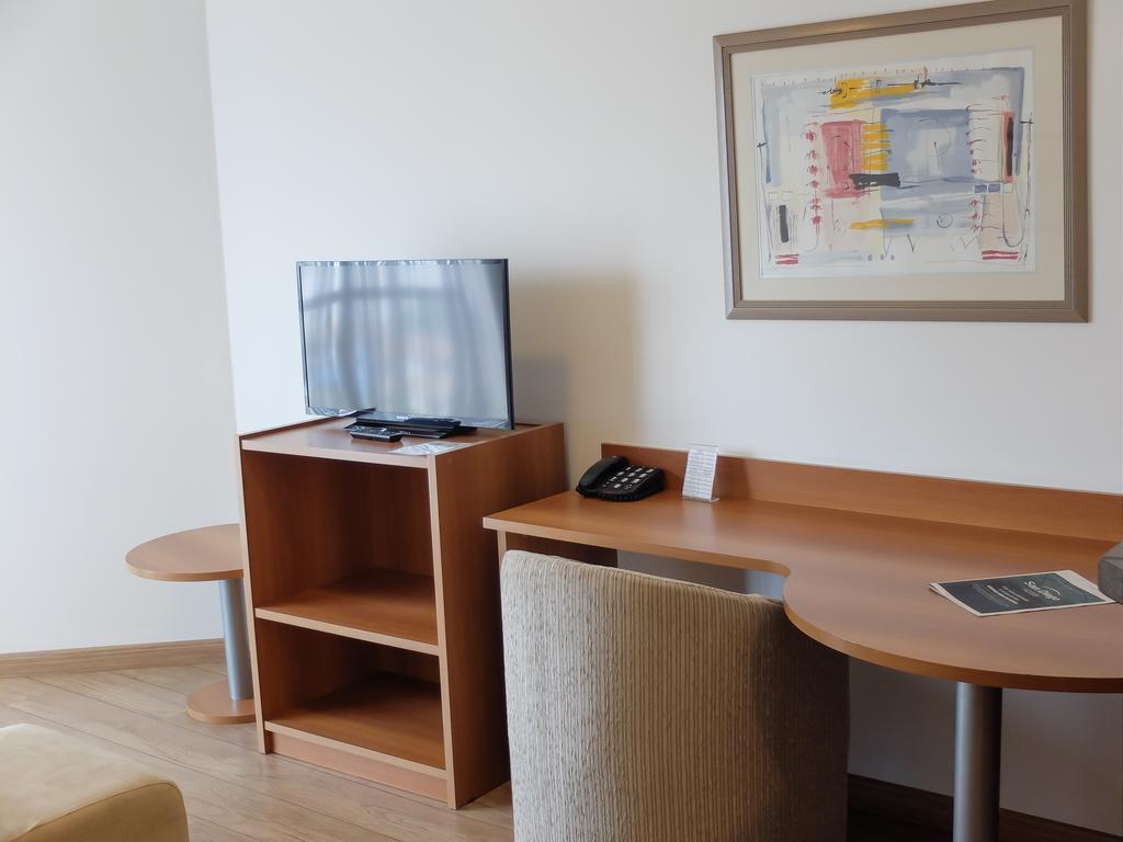 Summit Flat Service 酒店