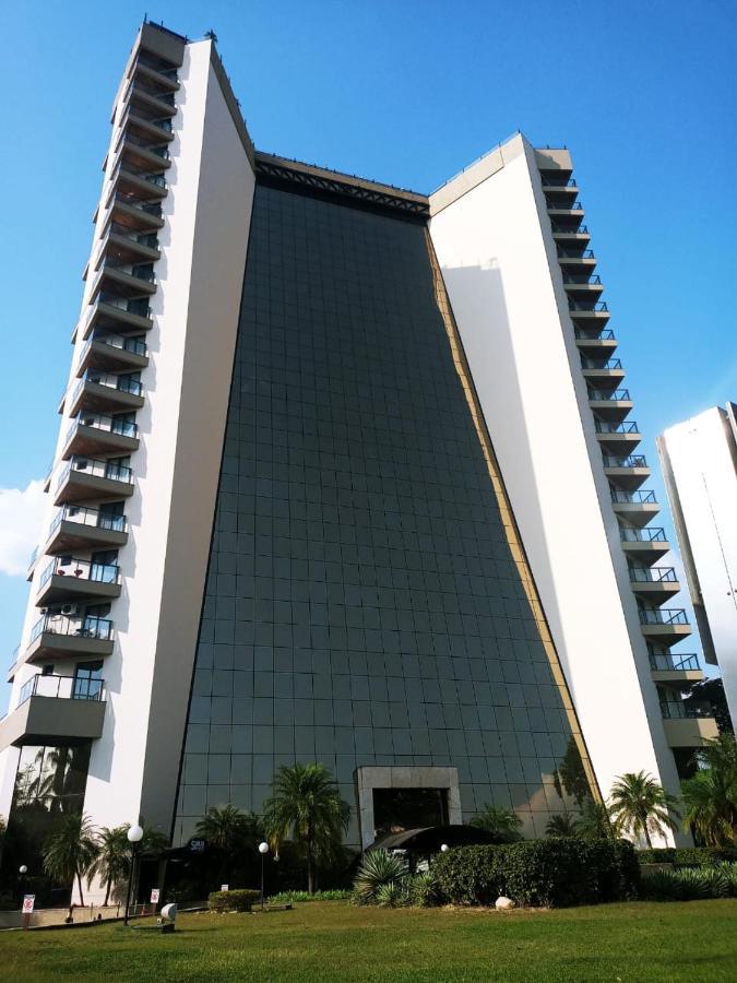 Summit Flat Service 4*